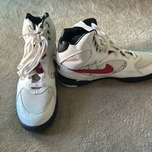 Athletic Nike worn less than five times